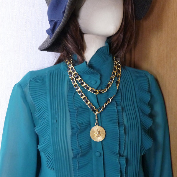 OLD CHANEL ライオンモチーフ チェーンベルトネックレス(黒)