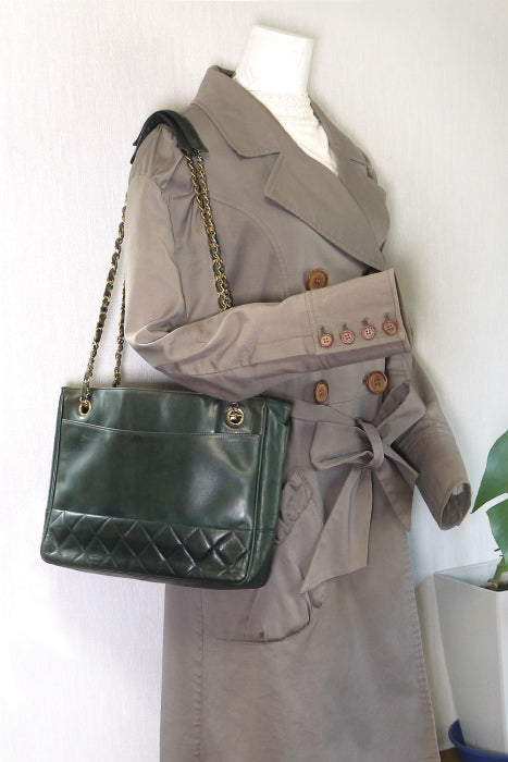 OLD CHANEL マトラッセトートバッグ(深緑)