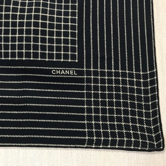CHANEL チェック×ストライプ大判スカーフ(紺×白)