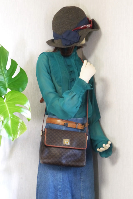 Old Celine マカダム柄斜めがけショルダー(茶)