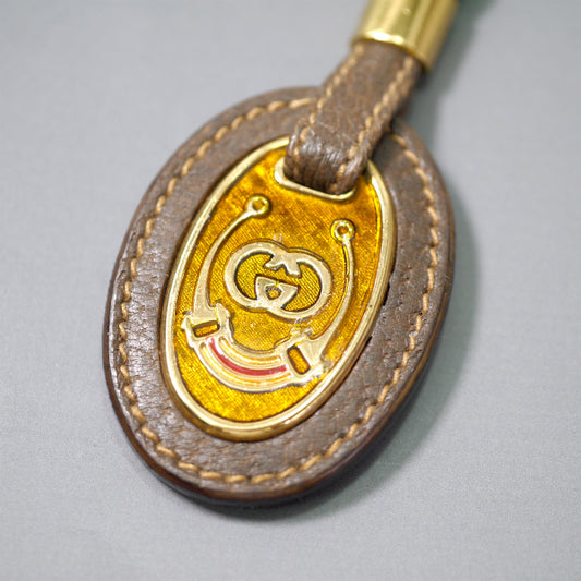 OLD Gucci ロゴプレートキーホルダー(茶)