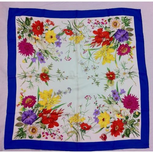 OLD Gucci 大判スカーフ(青・シルク)