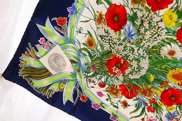 OLD Gucci スカーフ紺(新品)