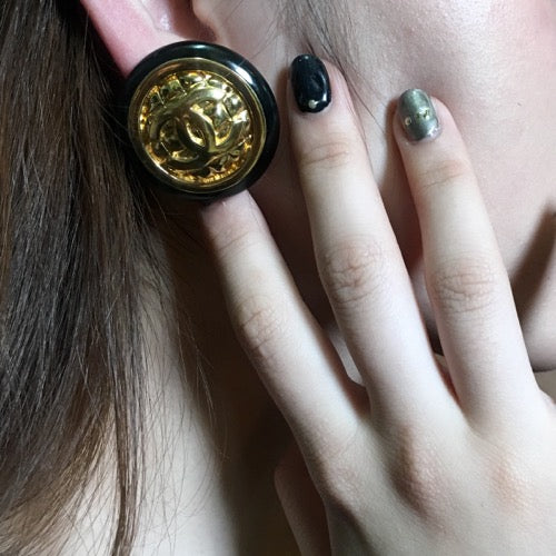 OLD CHANEL マトラッセイヤリング(ゴールド)