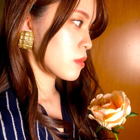 YVES SAINT LAURENT ゴールドイヤリング