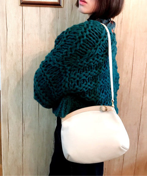 OLD Gucci 総革ベルトデザイン丸型ポシェット(白)