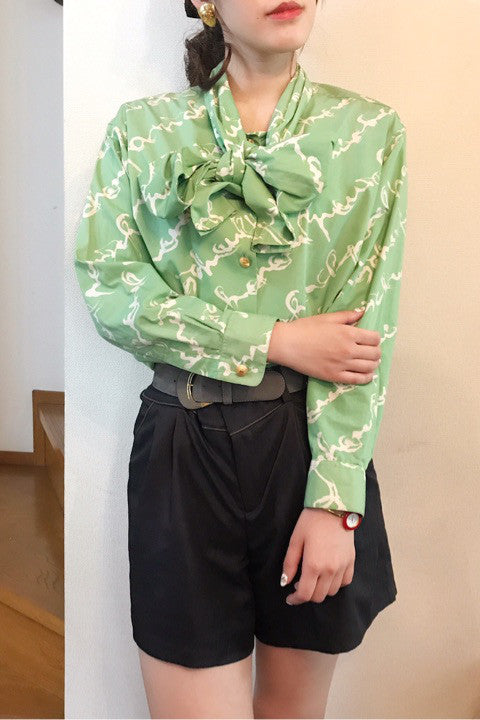 OLD CHANEL ロゴ柄ボウタイブラウス(緑)