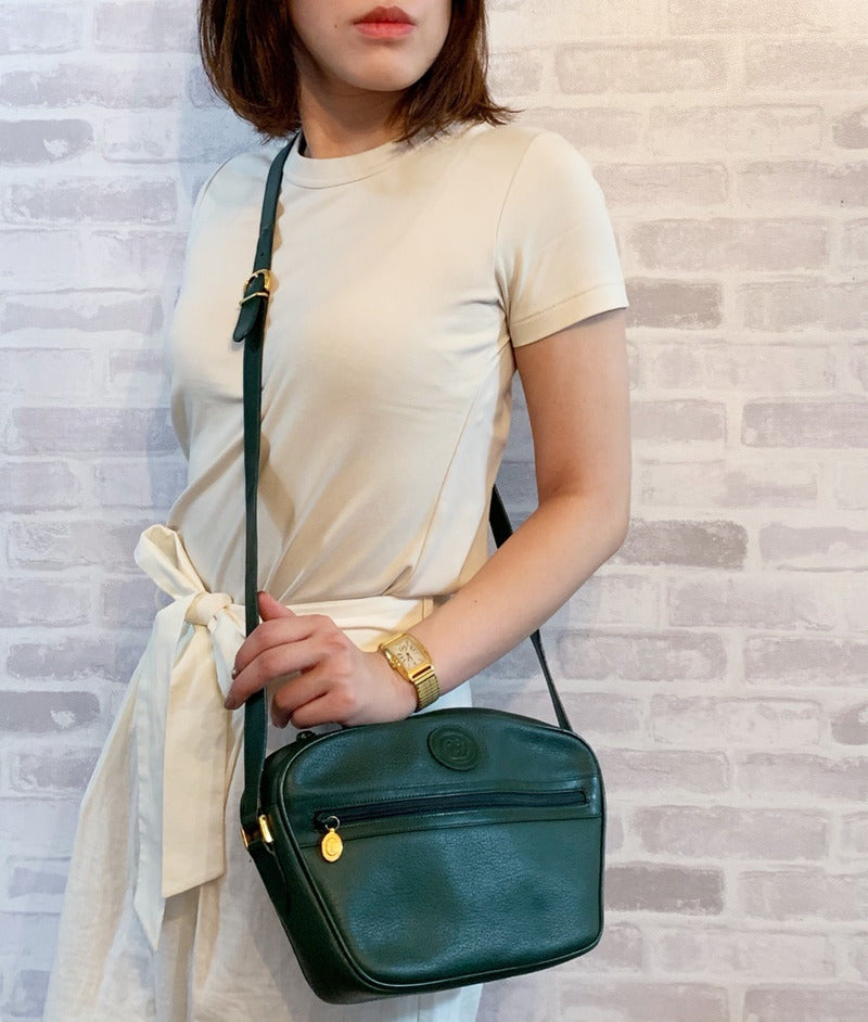 OLD Gucci 型押しレザーGGロゴショルダー(緑)