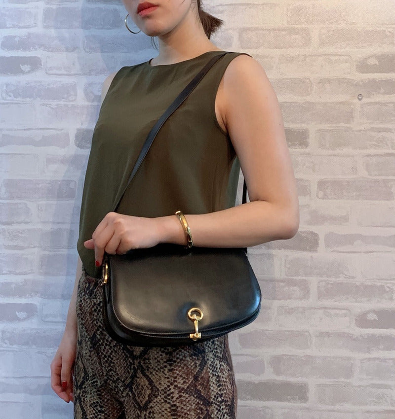 OLD Gucci 代表作!ビット留め具半円ワンショルダー(黒/赤)