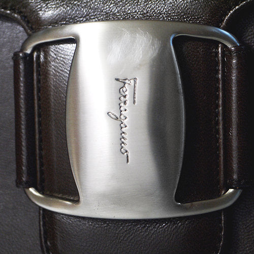 Salvatore Ferragam　ラム皮トートバック（茶）