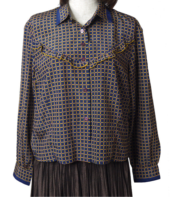 pierre cardin プリントブラウス（黒・ベージュ）