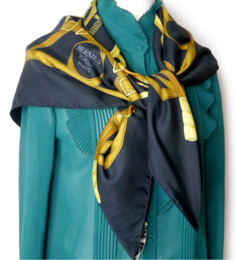 HERMES　大判カレ90スカーフ Eperon d'Or（黒系/黄金の拍車）