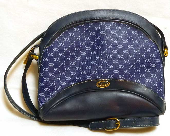 OLD Gucci　マイクロＧＧポシェット(紺）