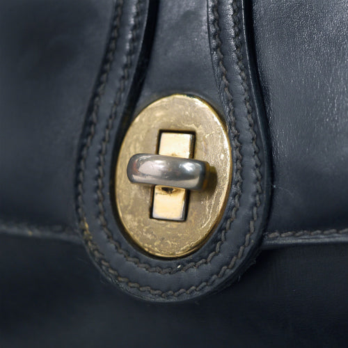 OLD Gucci　紺ステッチバッグ(チェーン付き）