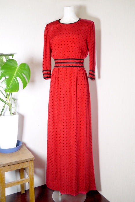 OLD CHANEL　ドット柄ドレスワンピース(赤)