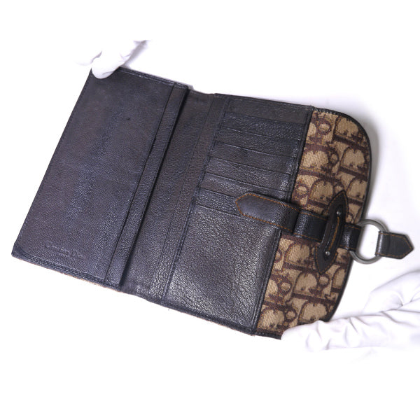 C. Dior　トロッター柄長財布（茶）