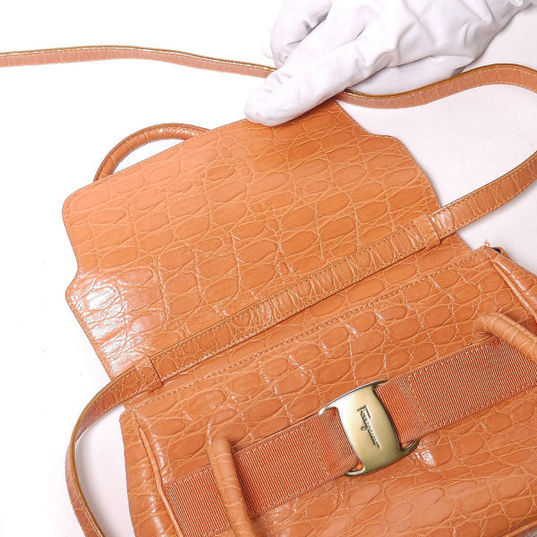 Salvatore Ferragamo  リボン２Ｗayポシェット（オレンジ）