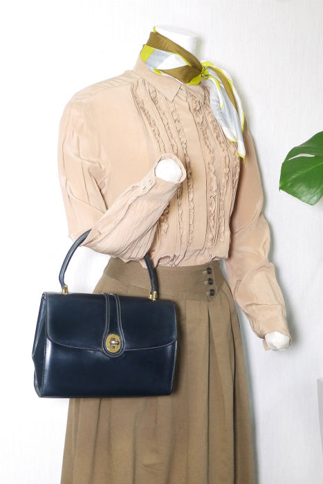 OLD Gucci　紺ステッチバッグ(チェーン付き）