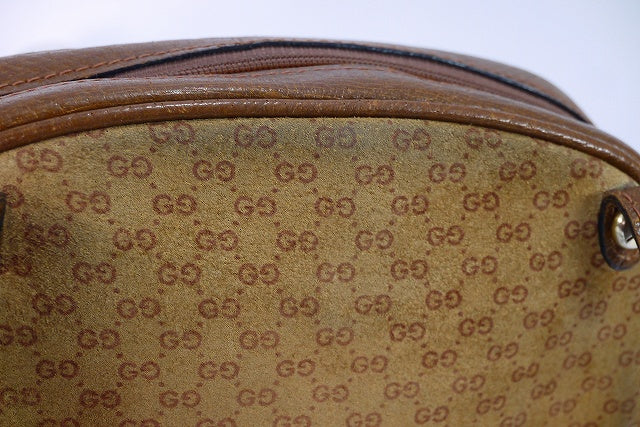 OLD Gucci マイクロGGスエード ミニポシェット（茶）