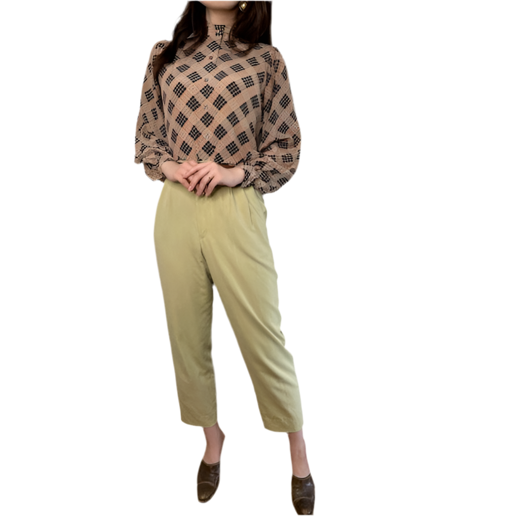 YSL　チェック柄シルクブラウス（ベージュ系）