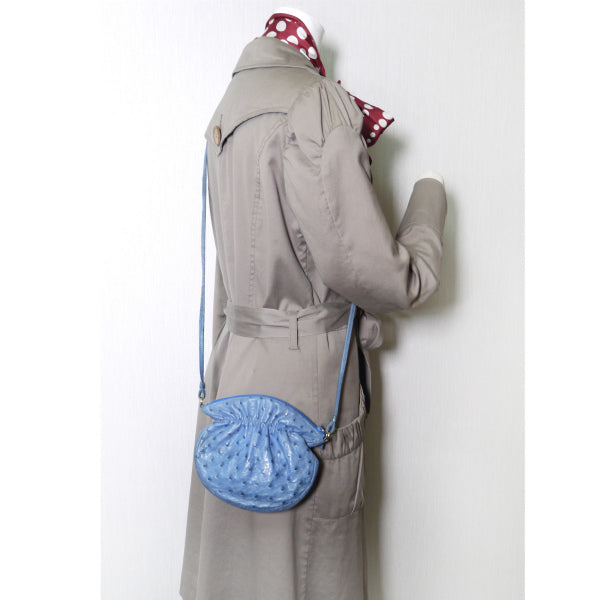 BALLY オーストリッチ 巾着型ミニポシェット（青）