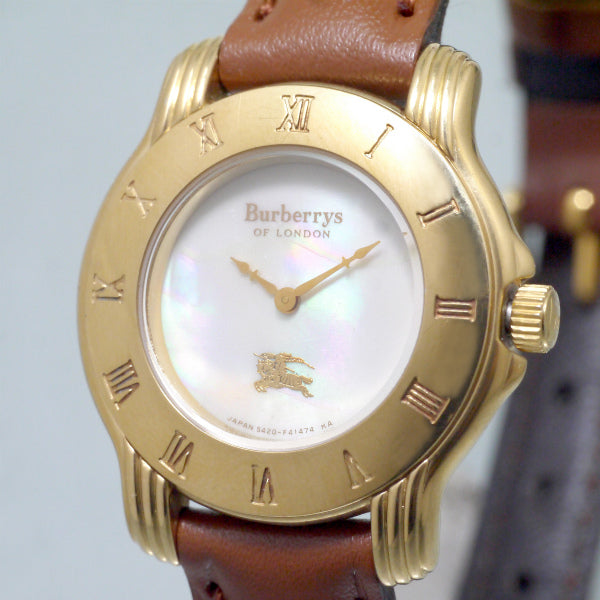Burberry's ラウンドロゴシェルフェイス腕時計（茶）