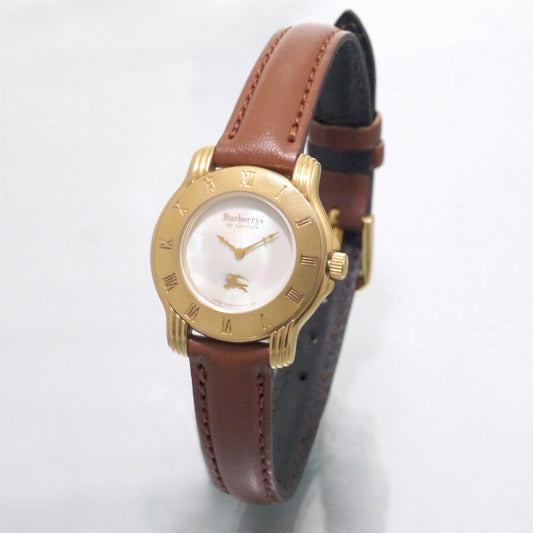 Burberry's ラウンドロゴシェルフェイス腕時計（茶）