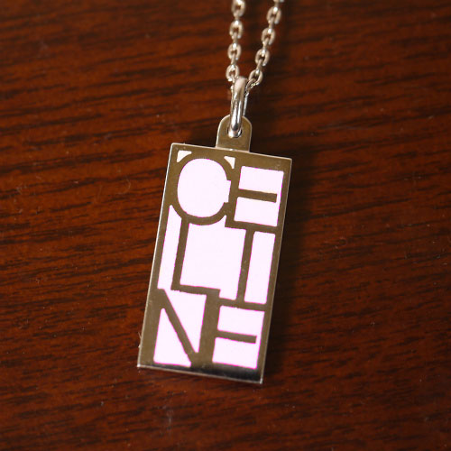OLD Celine　ロゴ　ネックレス（ピンク）