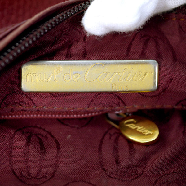Cartier 三日月ショルダーバッグ（ボルドー）