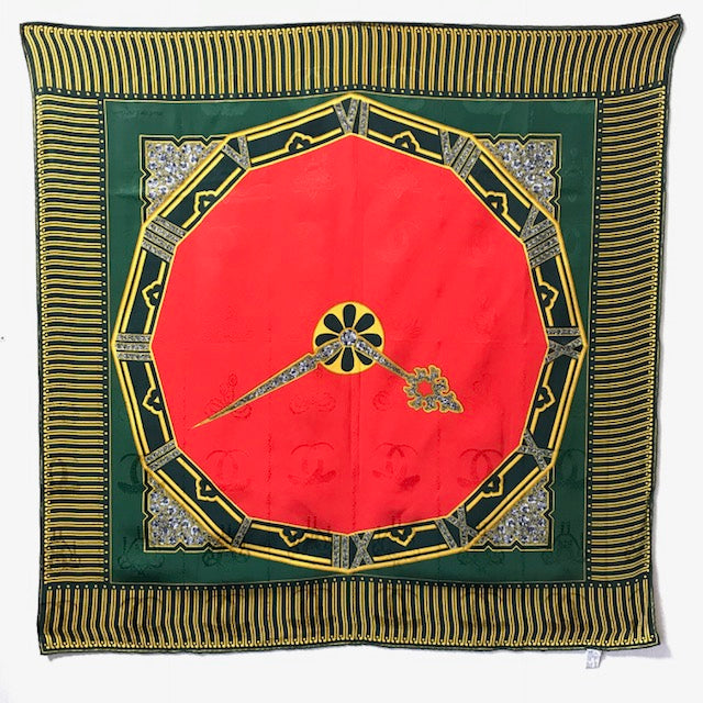 Cartier 時計柄 大判スカーフ（赤×緑系）