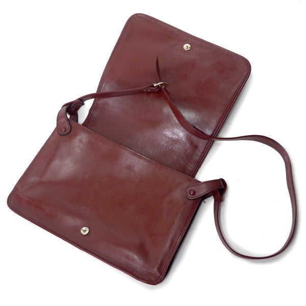 Cartier マストライン3層式ロゴエンボスショルダー（ボルドー）