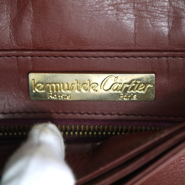 Cartier マストライン3層式ロゴエンボスショルダー（ボルドー）