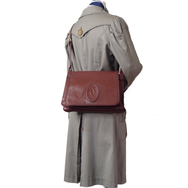 Cartier マストライン3層式ロゴエンボスショルダー（ボルドー）