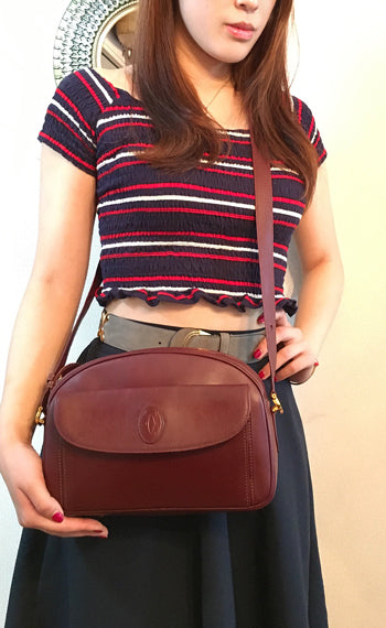 Cartier　半円2WAYショルダーバッグ（ボルドー）