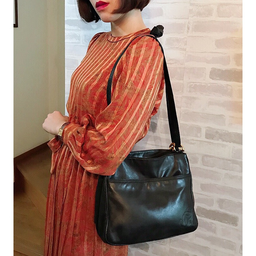 LOEWE　アナグラムロゴ 総革トート&ショルダーバッグ（黒）