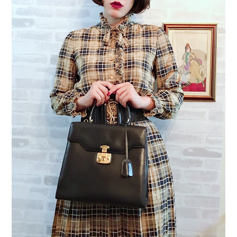 OLD Gucci ＜訳あり＞レディロック 総革2WAYバッグ（紺）