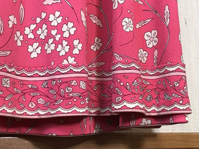 EmilioPucci　ピンクのシルク スカート