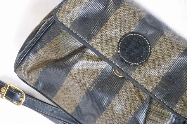 Fendi ペカン柄ショルダー