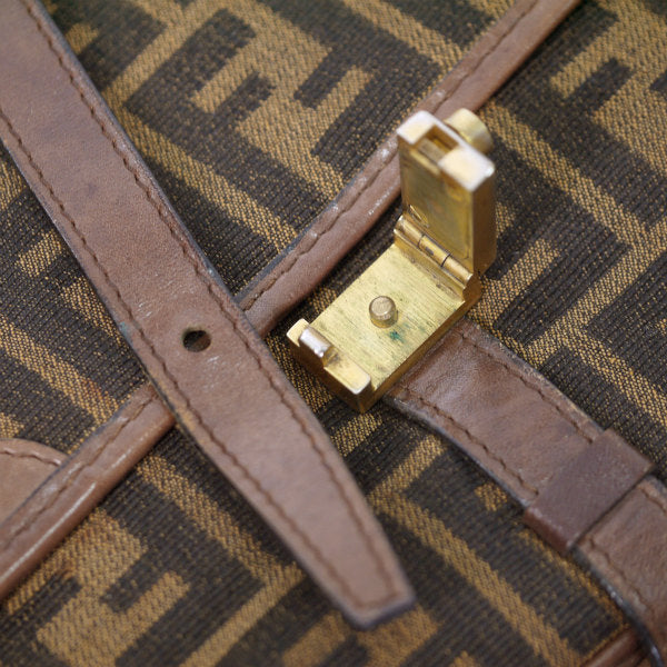 OLD Fendi　＜訳あり＞ズッカ柄 ショルダー（茶）