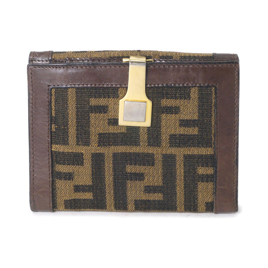 FENDI　ズッカ柄ビット留め具折財布（茶）