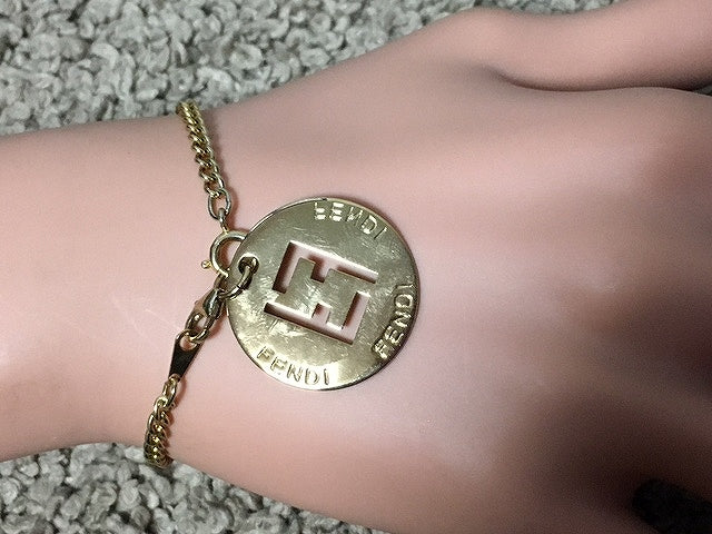 OLD Fendi バッグチャーム付き！総革大判ショルダー（赤）