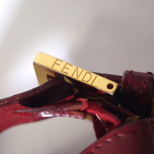 OLD Fendi バッグチャーム付き！総革大判ショルダー（赤）