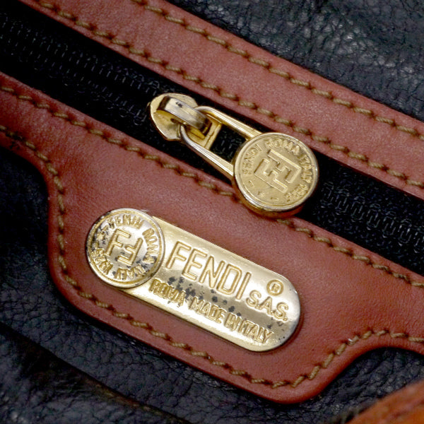 FENDI　ズッカ柄PVCボックス型ミニショルダー（茶）