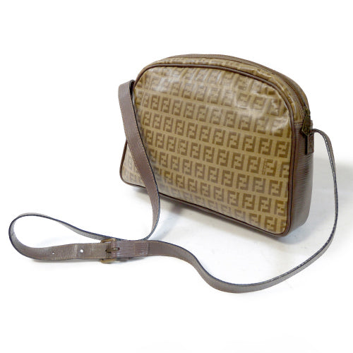 Fendi ズッカ柄 半円ショルダー（カーキベージュ）