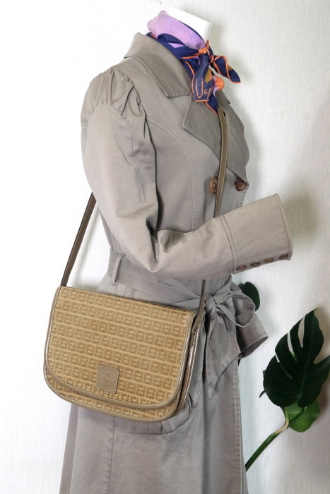 Old Fendi　半円ズッカ柄 ショルダー（キャメル）