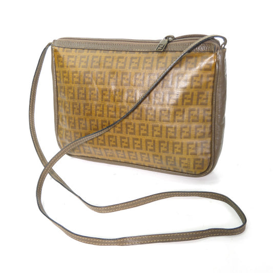 Fendi ズッキーノ柄 斜めがけショルダー（茶）