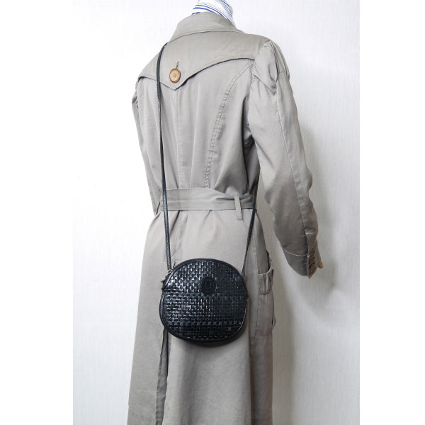 OLD Fendi 編み込みレザー サークルショルダー（黒）