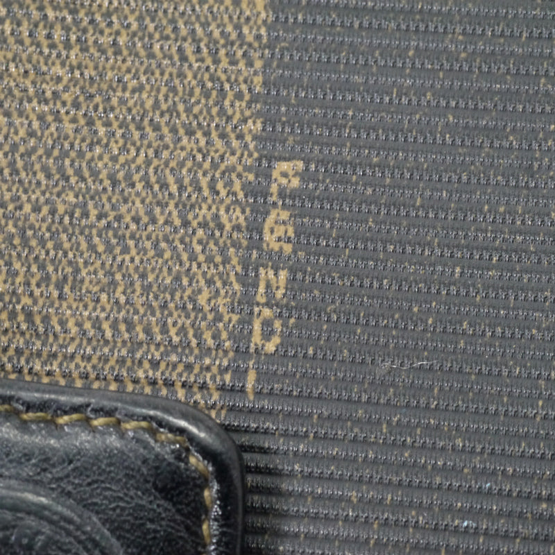 Fendi ペカン柄ラウンド折財布（黒系）