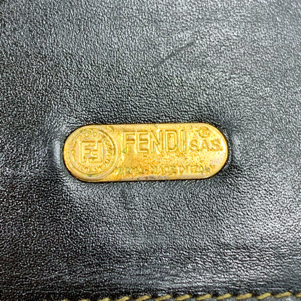 Fendi ペカン柄ラウンド折財布（黒系）