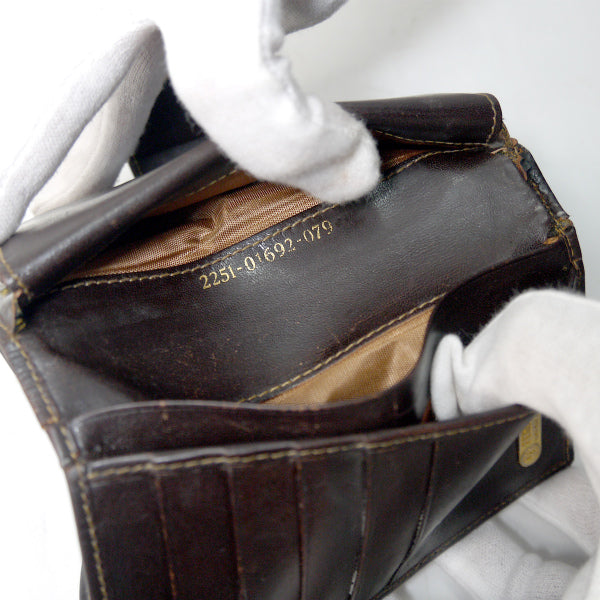 Fendi　ズッカ柄がま口 ミドル財布(茶)